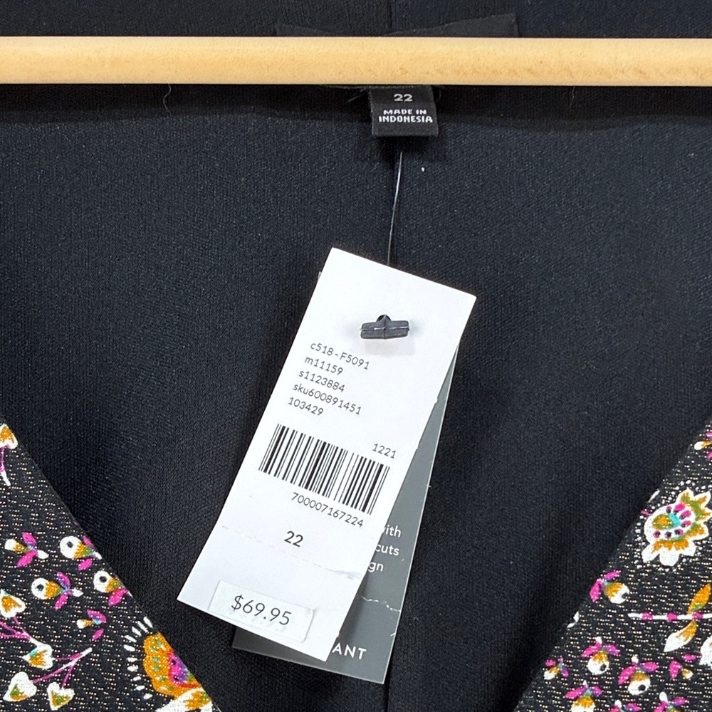 Lane Bryant Classic V-Neck Babydoll Top Women's Size 22 - Picture 4 of 12